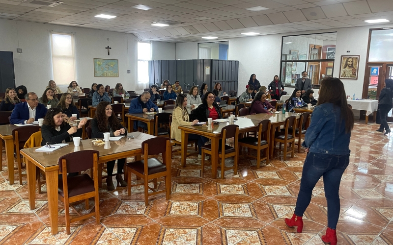 Encuentro de equipos directivos de la Zona Sur de Santiago abordó el Desarrollo Profesional Docente