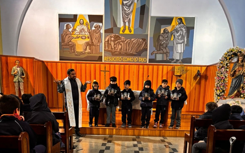 Comunidad del LAB celebró a la Virgen del Carmen en un emotivo Buenos Días