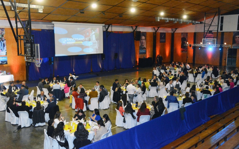 Cena Aniversario N°82 del LAB